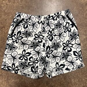 Talbots Black and White Stretch Floral Women's Shorts Size 10